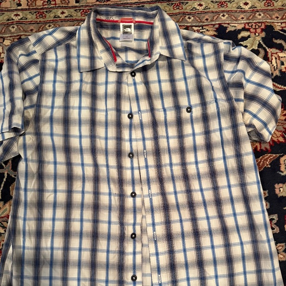 The North Face Shirt - Picture 1 of 3